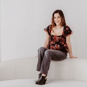 Meet your Posher, Vanessa